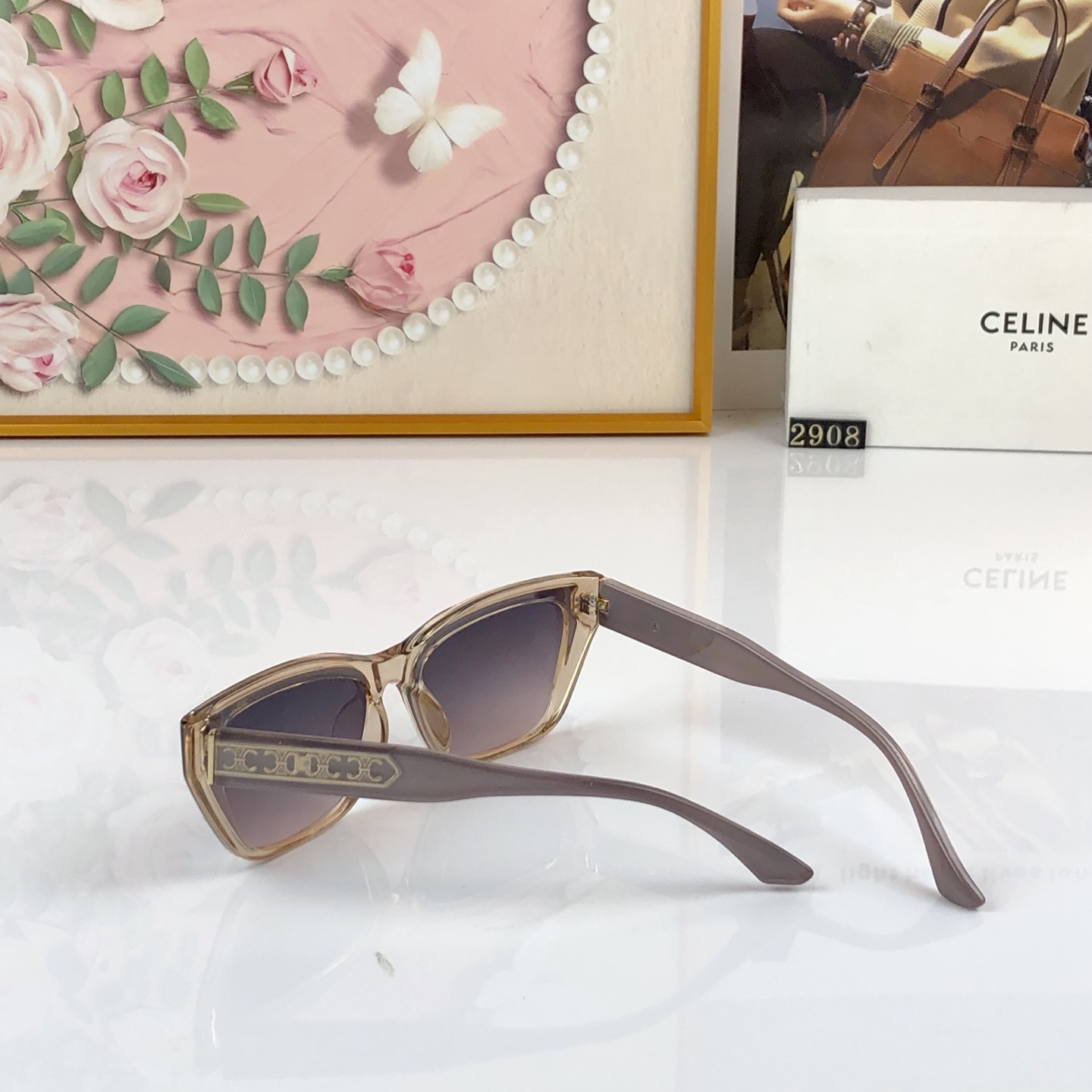 。Celin*网红侧颜装饰太阳镜女高级感显脸小防紫外线墨镜