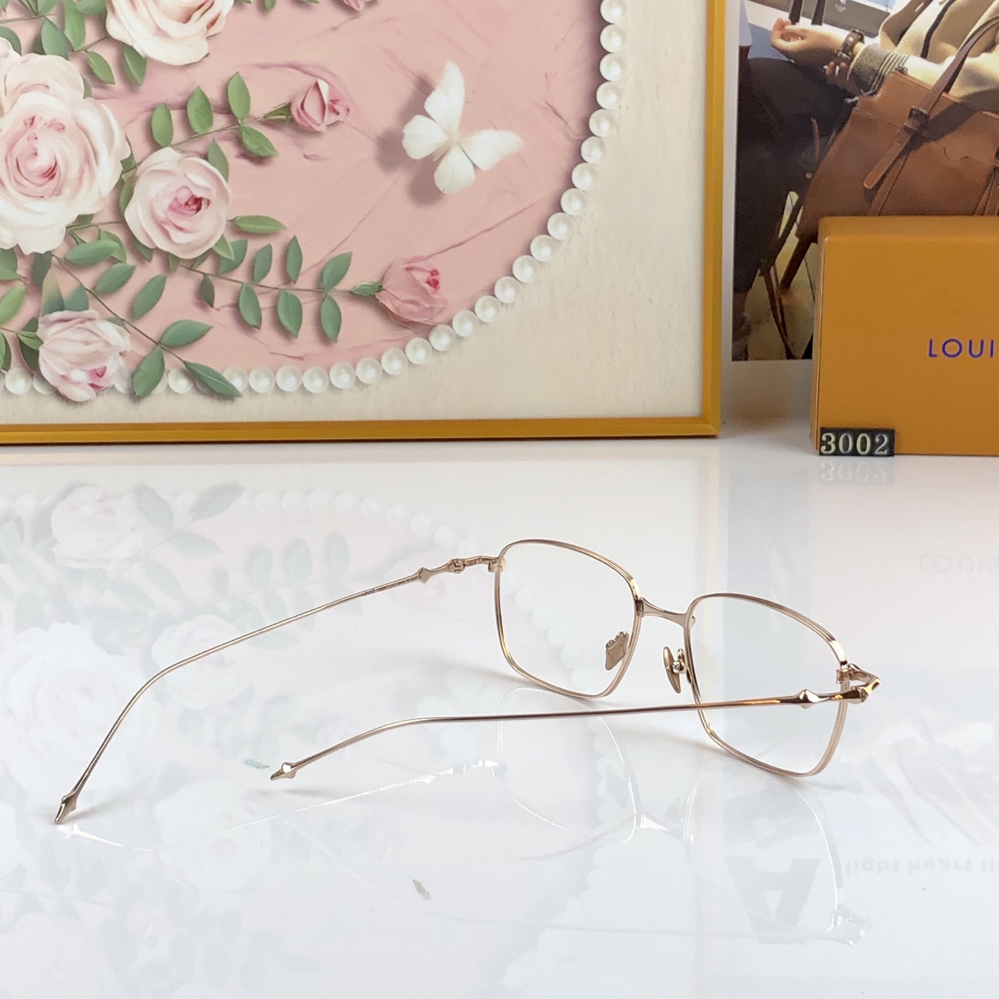 Louis vuitto*高级感金属眼镜框女可配度数近视眼镜架复古斯文小方框眼镜架男
