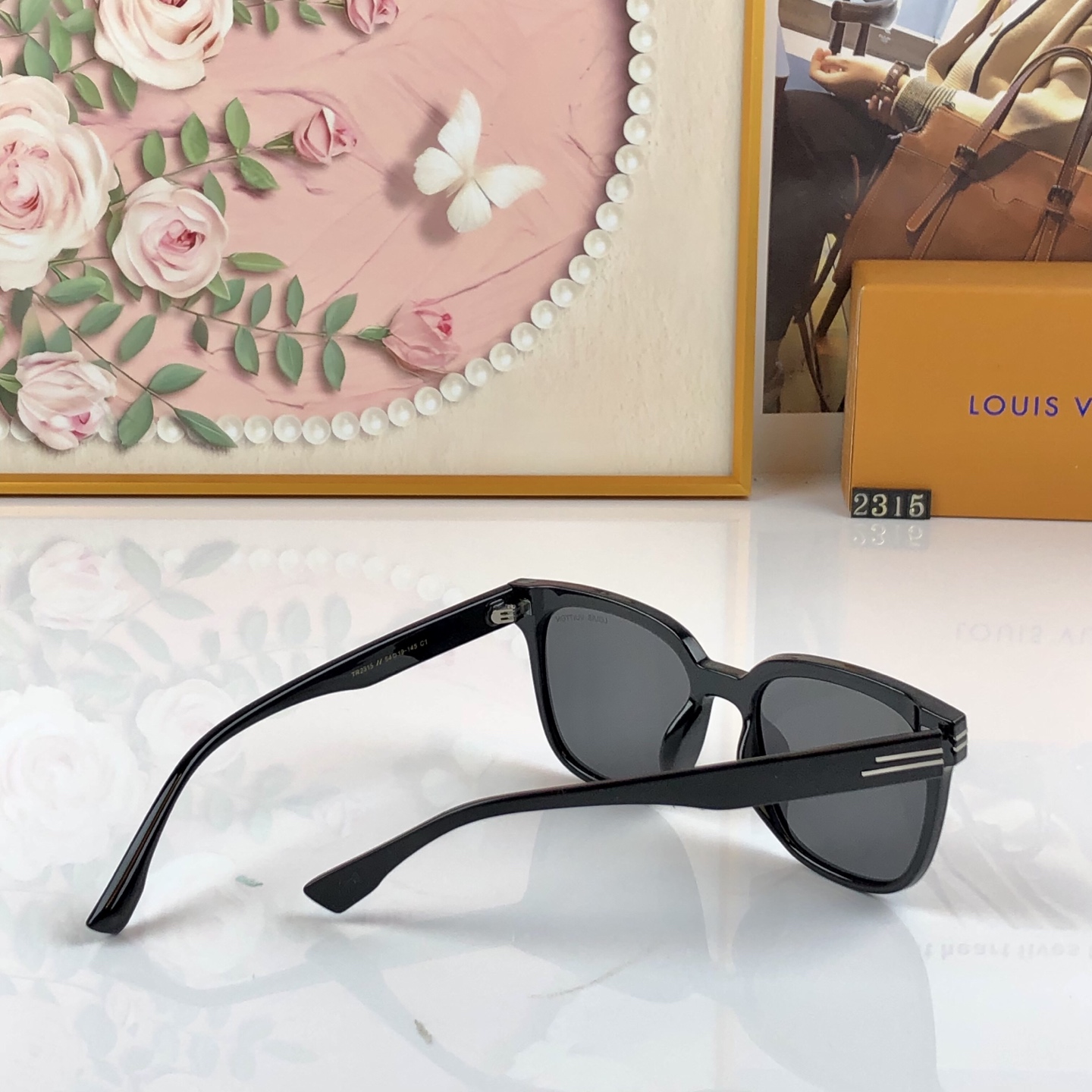 LOUISVUITTO*新款眼镜时尚黑色墨镜女夏防紫外线男士开车外出拍照遮阳太阳镜