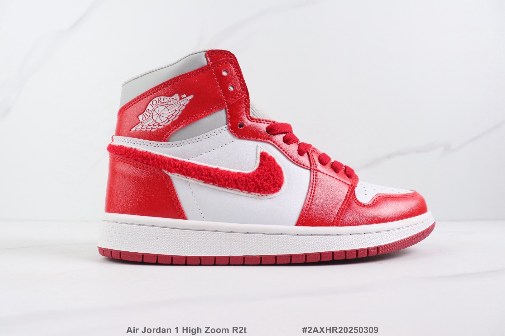 Air Jordan 1 High Zoom R2t Jordan1代高帮板鞋 牛皮材质 Size:36-47码                      #2AXHR202503096