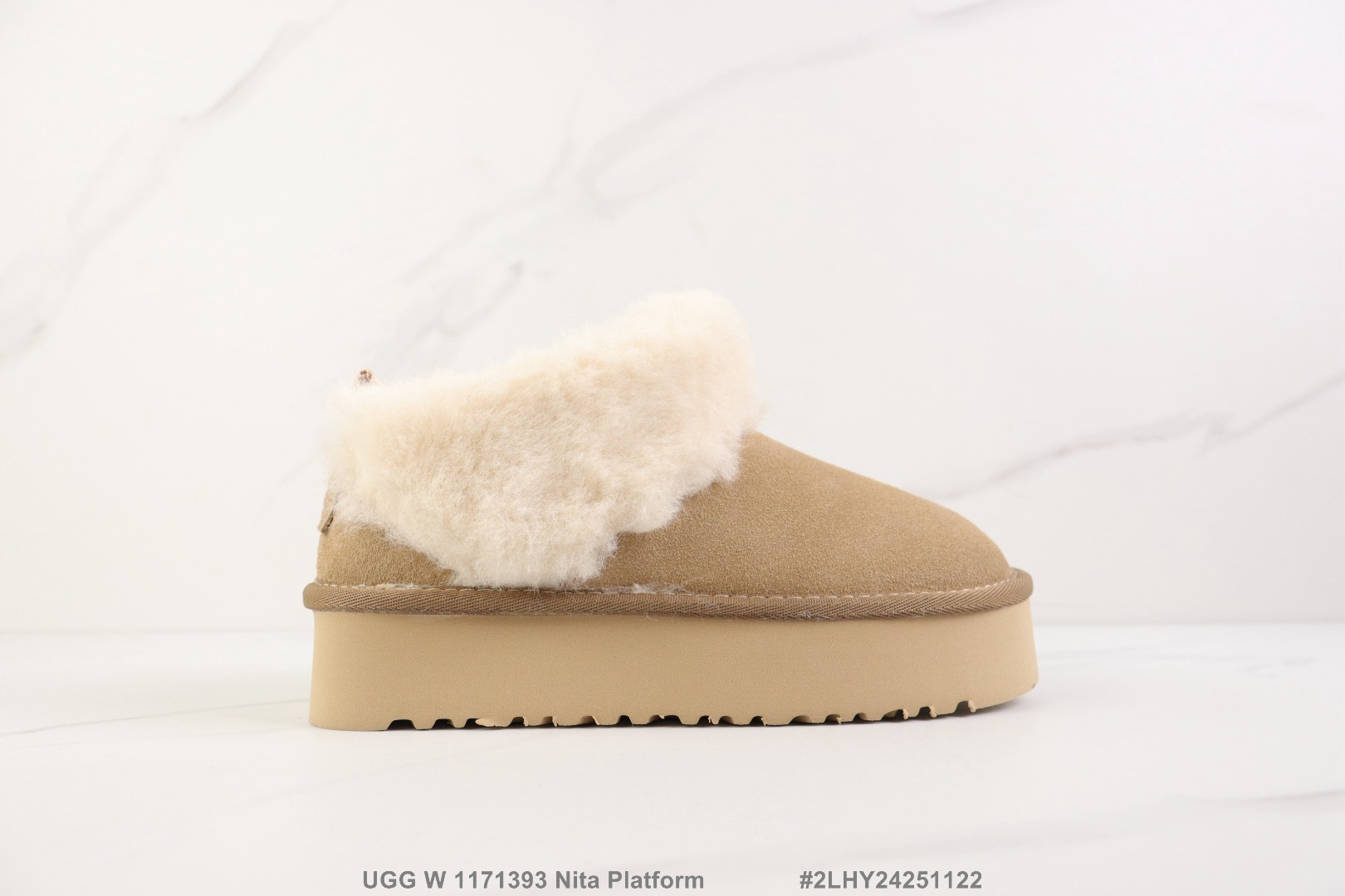💰120
🔺UGG W 1171393 Nita Platform 厚底高帮加绒保暖雪地靴 时尚百搭 牛皮材质靴鞋 Size:35-41码