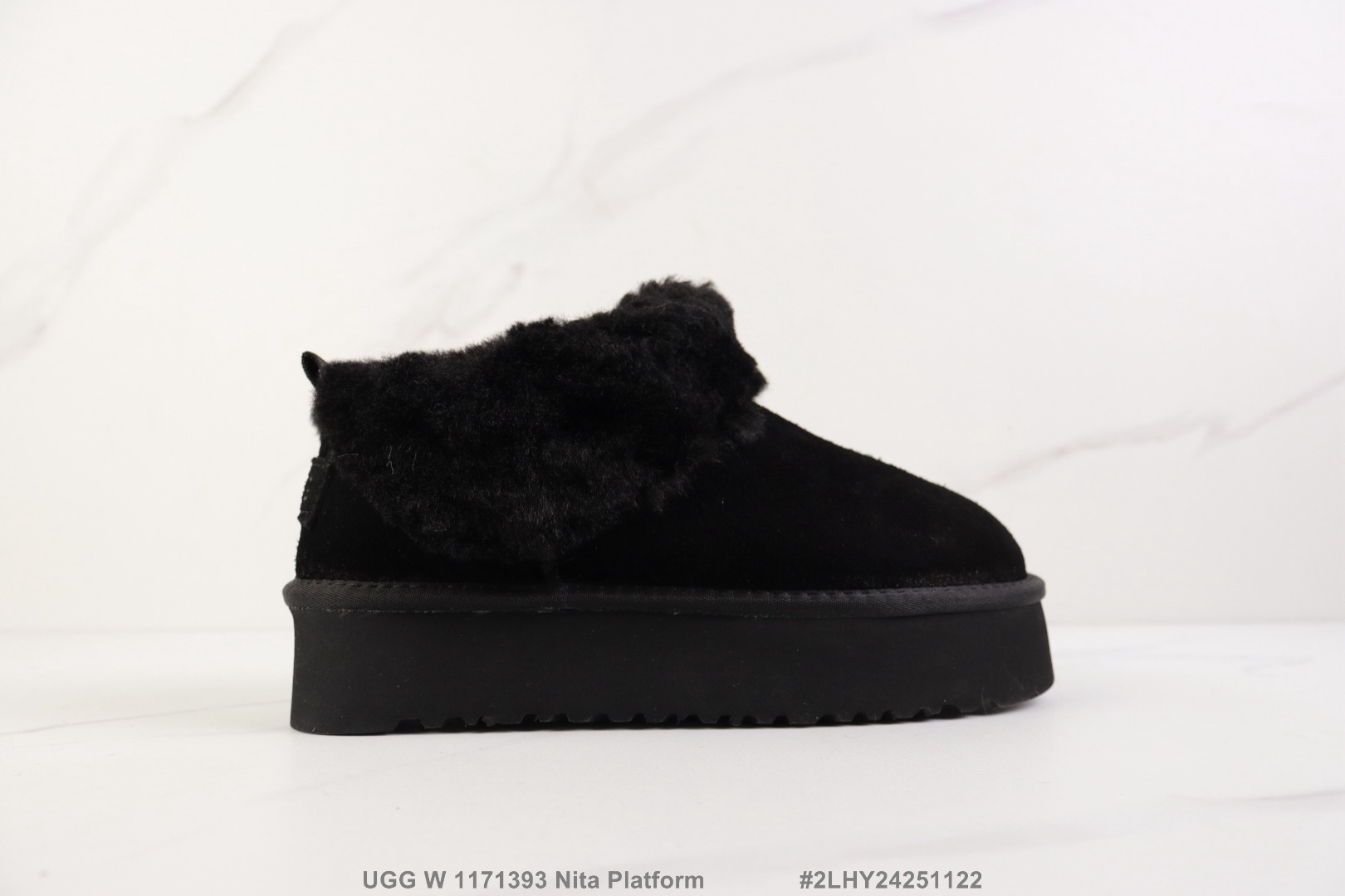 💰120
🔺UGG W 1171393 Nita Platform 厚底高帮加绒保暖雪地靴 时尚百搭 牛皮材质靴鞋 Size:35-41码