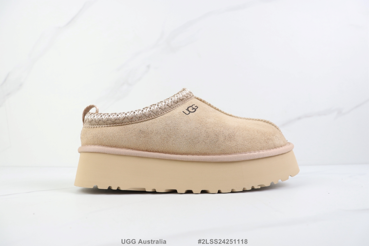 💰P120🔺UGG Australia 冬季款厚底低帮雪地靴 民族风平底 加绒保暖 牛皮材质靴鞋 Size:35-45码 #2LSS24251118