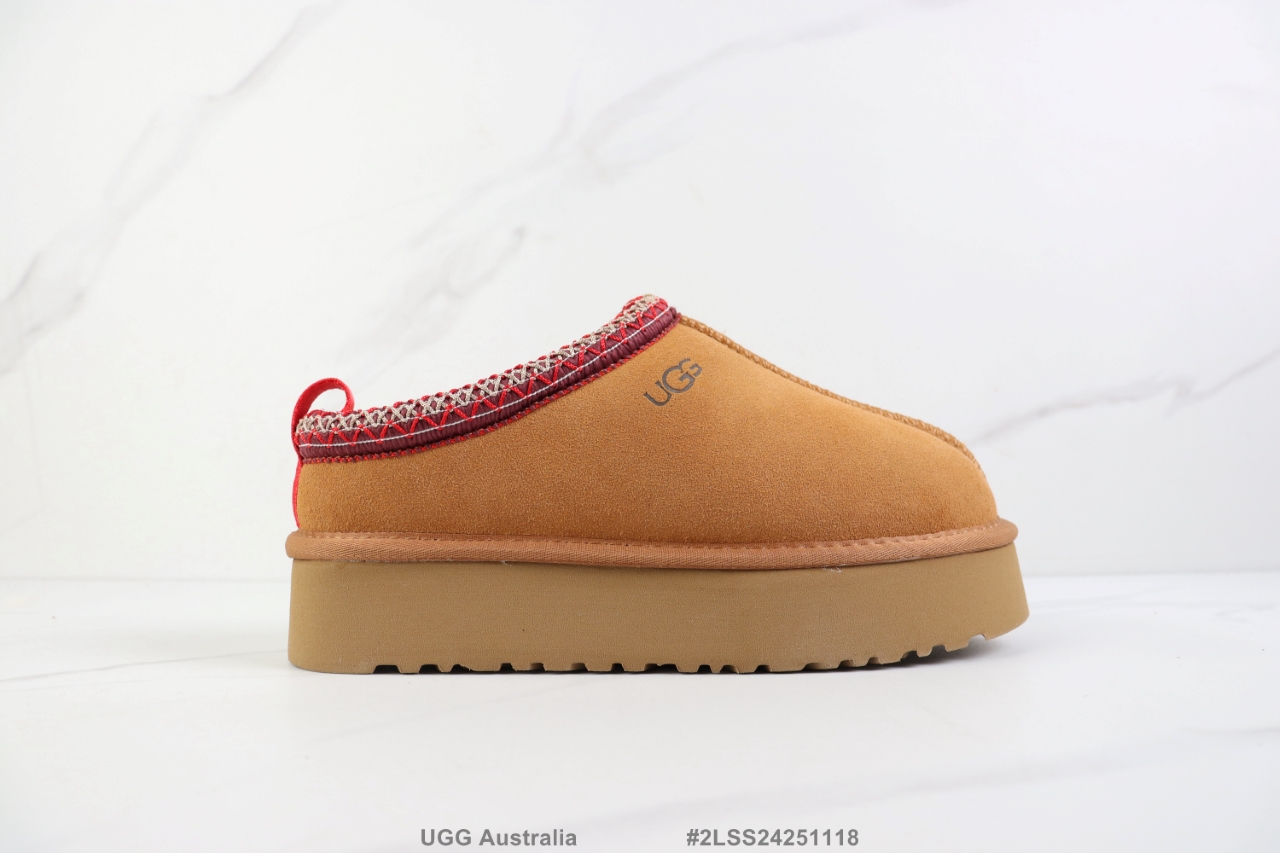 💰P120🔺UGG Australia 冬季款厚底低帮雪地靴 民族风平底 加绒保暖 牛皮材质靴鞋 Size:35-45码 #2LSS24251118