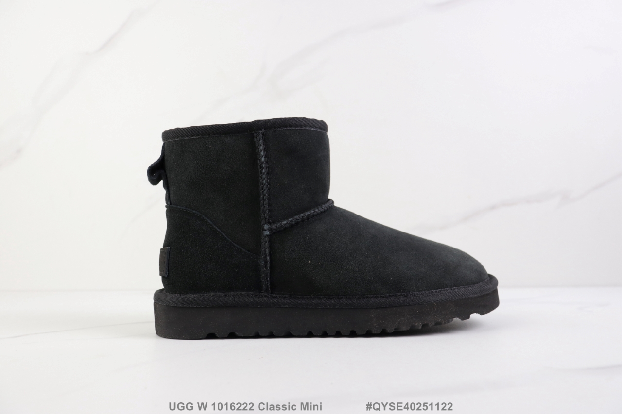 💰200
🔺UGG W 1016222 Classic Mini 冬季加绒雪地靴 防滑舒适皮毛一体女靴 公司级 Size:35-40码