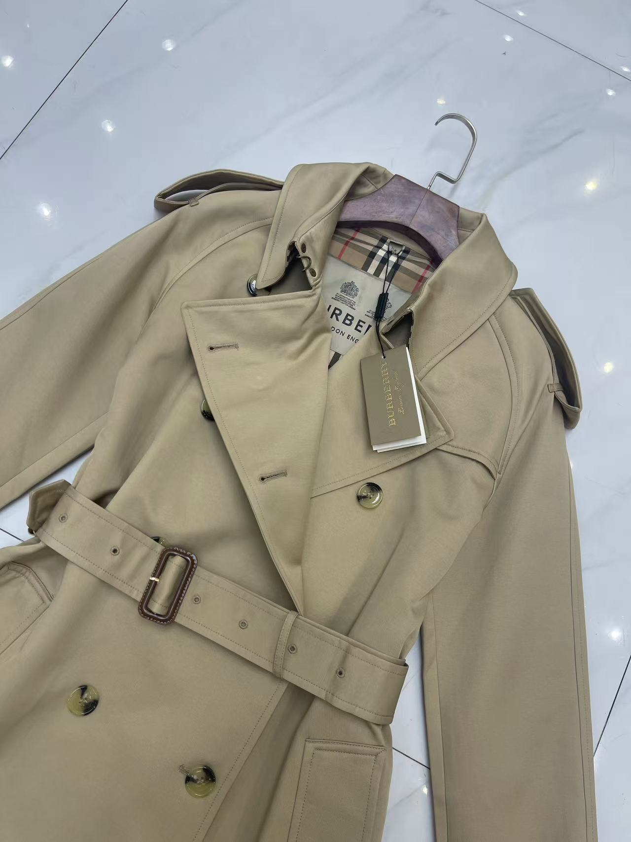 Elegant Trench Coat: Classic Double-Breasted Waterproof Outerwear 5 a1758276294449 1283