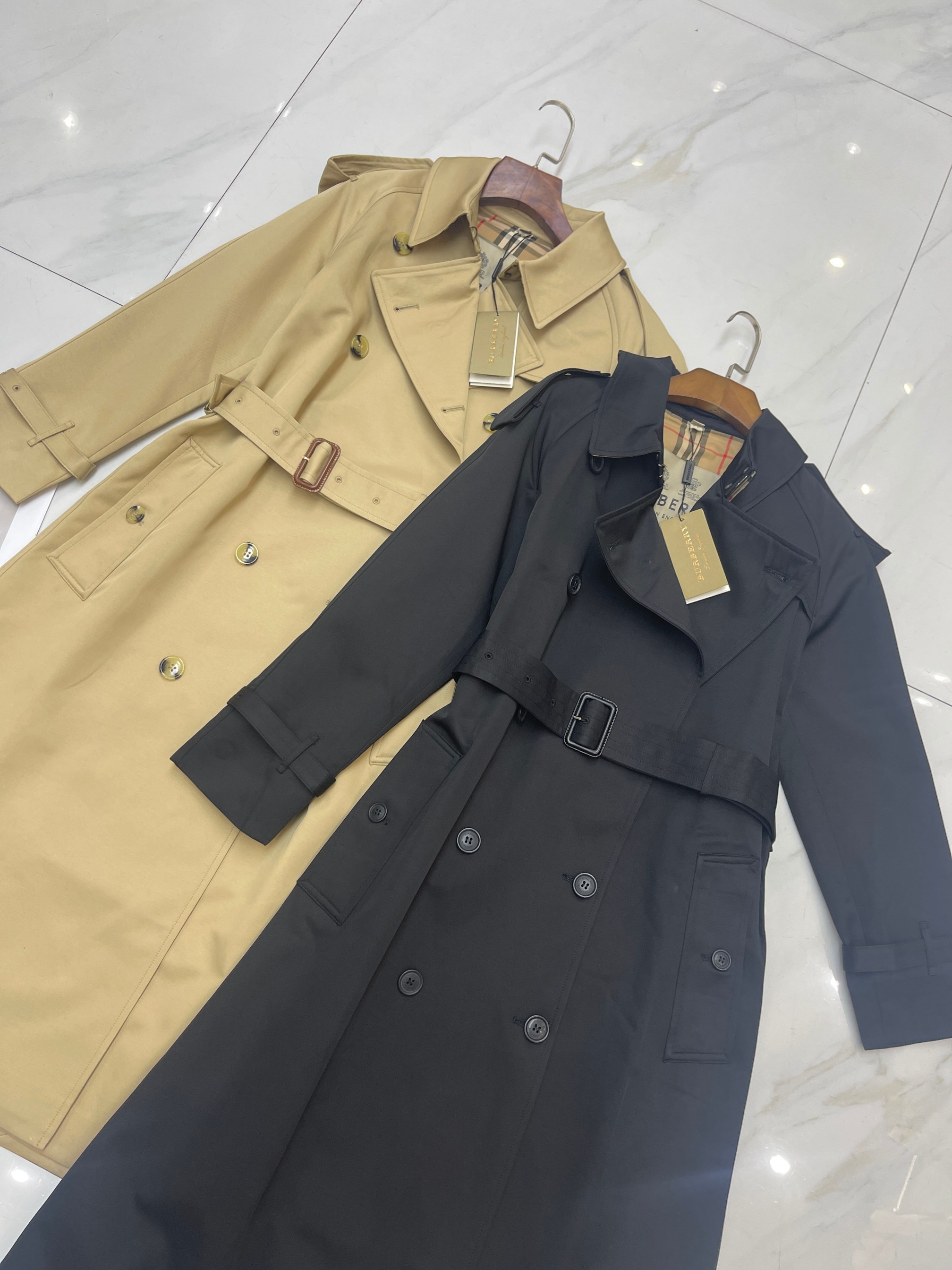 Elegant Trench Coat: Classic Double-Breasted Waterproof Outerwear 9 a1758276462415 3768