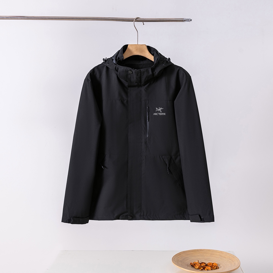 供货价:125💰『云仓特别款』出口贸易版本,天花板版本,原包装+原吊牌  
颜色:黑色，以蓝，黄色，米白，
尺码;S-4XL

鸟家户外冲锋衣







