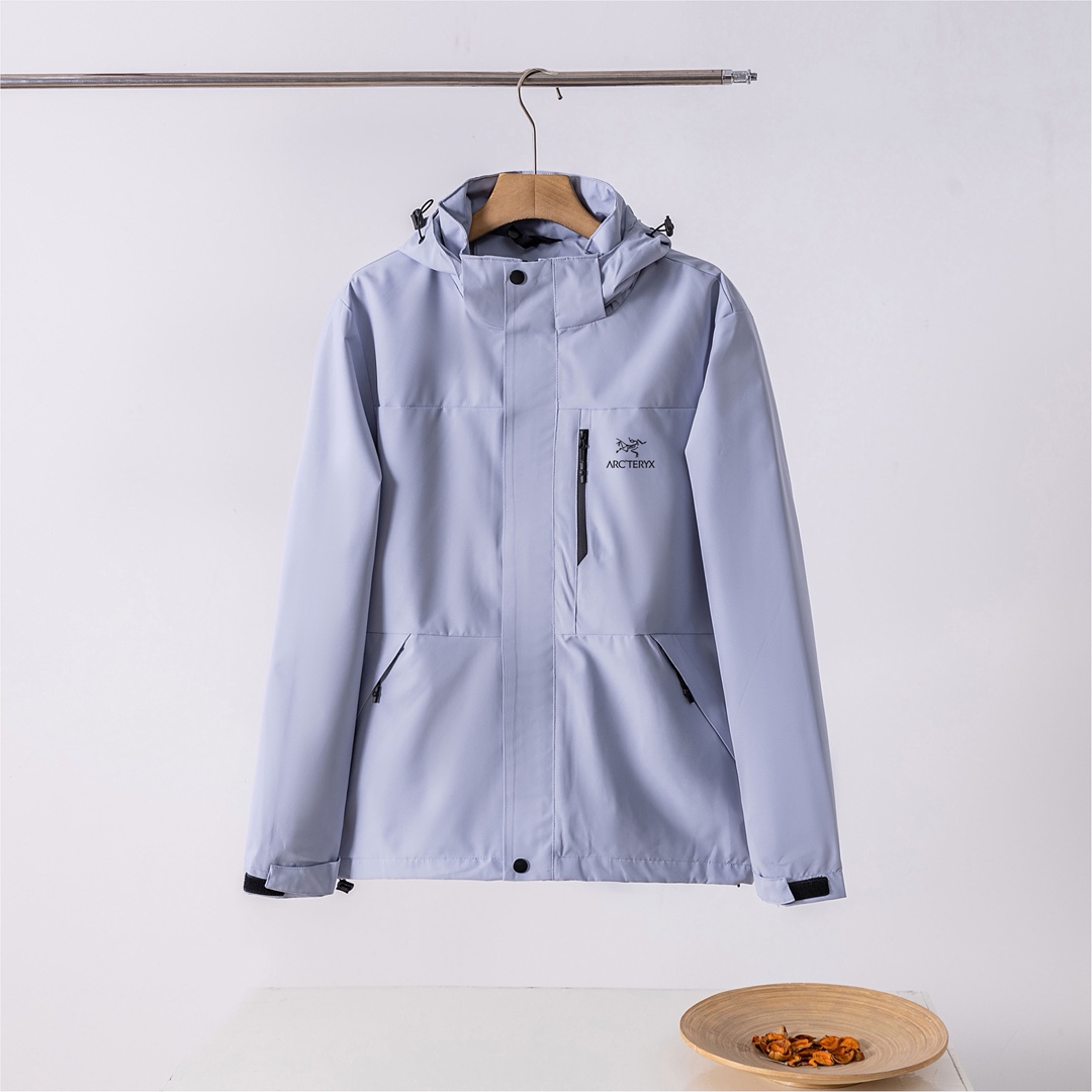 供货价:125💰『云仓特别款』出口贸易版本,天花板版本,原包装+原吊牌  
颜色:黑色，以蓝，黄色，米白，
尺码;S-4XL

鸟家户外冲锋衣







