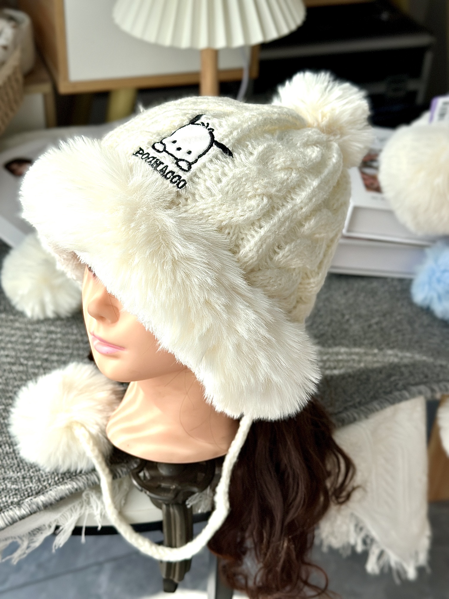 Pochacco Plush Pom-Pom Beanie – White - Comprehensive 3