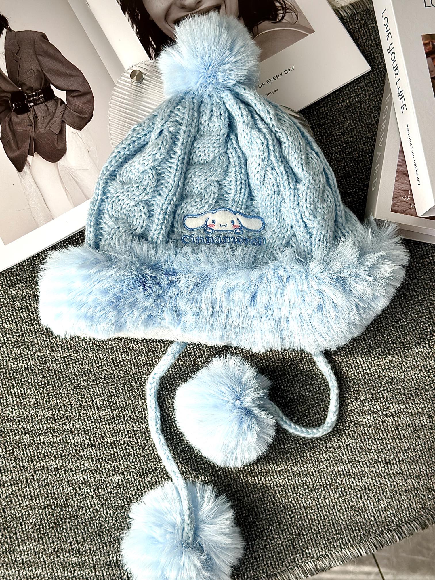 **Blue Cinnamoroll Hooded Winter Garment** - Comprehensive 2