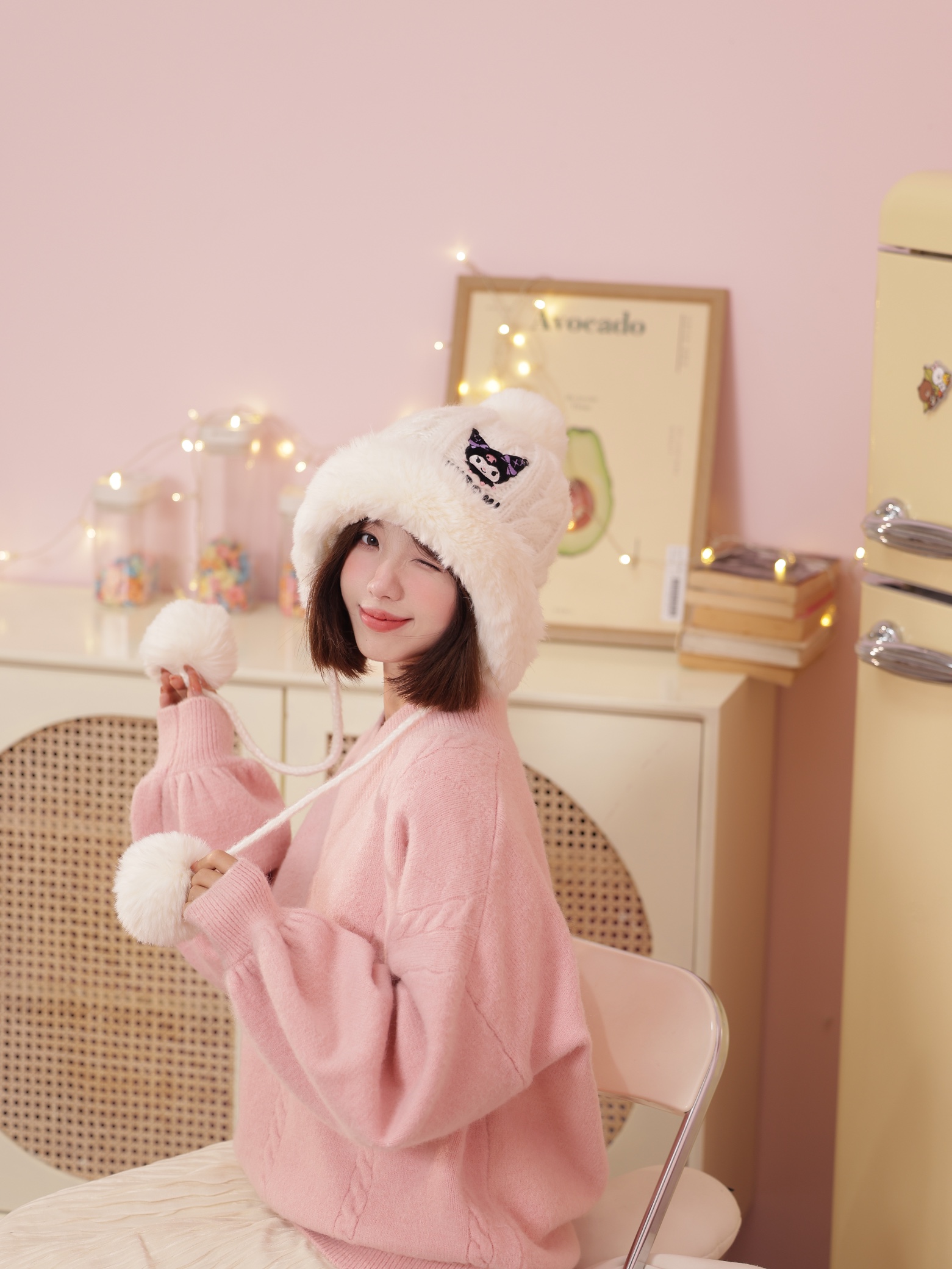 Sanrio introduces the new winter pom-pom beanie, designed for cold-weath - Comprehensive 6
