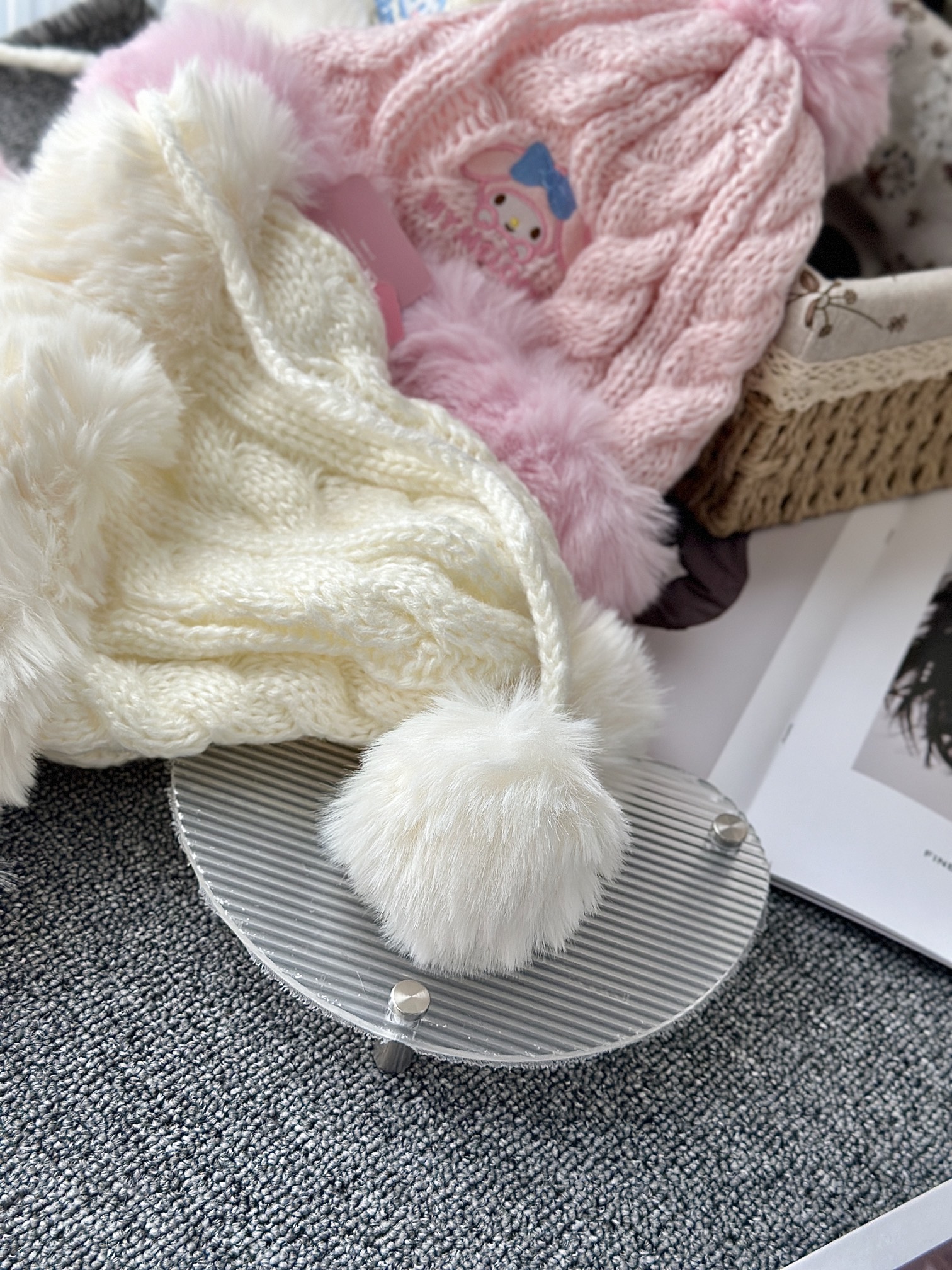 Sanrio introduces the new winter pom-pom beanie, designed for cold-weath - Comprehensive 8