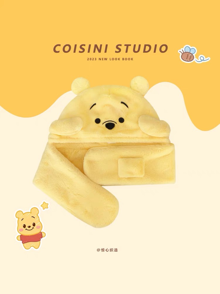 this winter scarf features a Winnie the Pooh design with a pull-through - Comprehensive 2