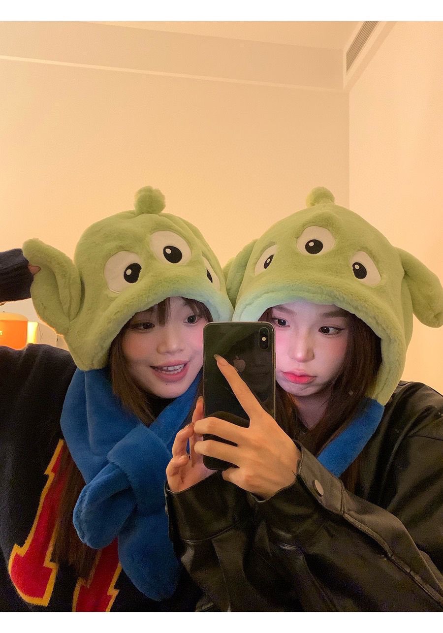 Plush Alien Hooded Scarf - Comprehensive 5