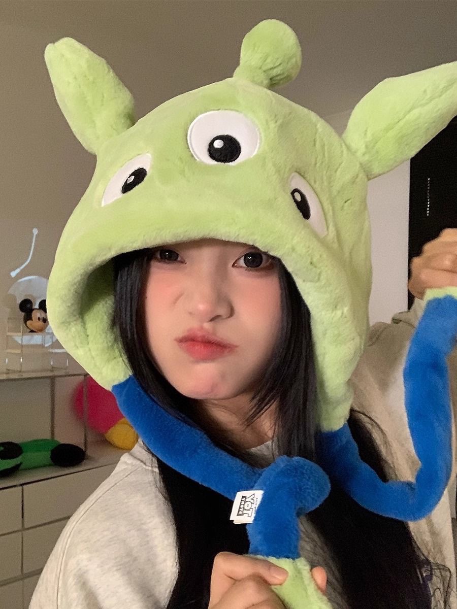 Plush Alien Hooded Scarf - Comprehensive 4