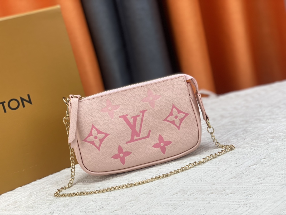 Louis Vuitton Borse Pochette Empreinte​ Collezione estiva Pochette Catene M58009