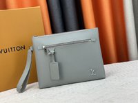 Louis Vuitton Designer
 Clutches & Pouch Bags Cowhide Fabric
