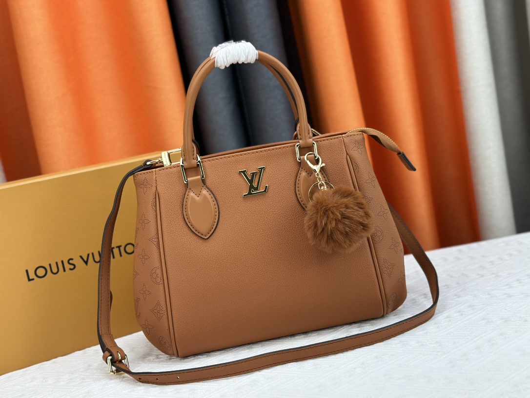 HERMES Evelyn 3PM Taurillon Leather #QOESMY