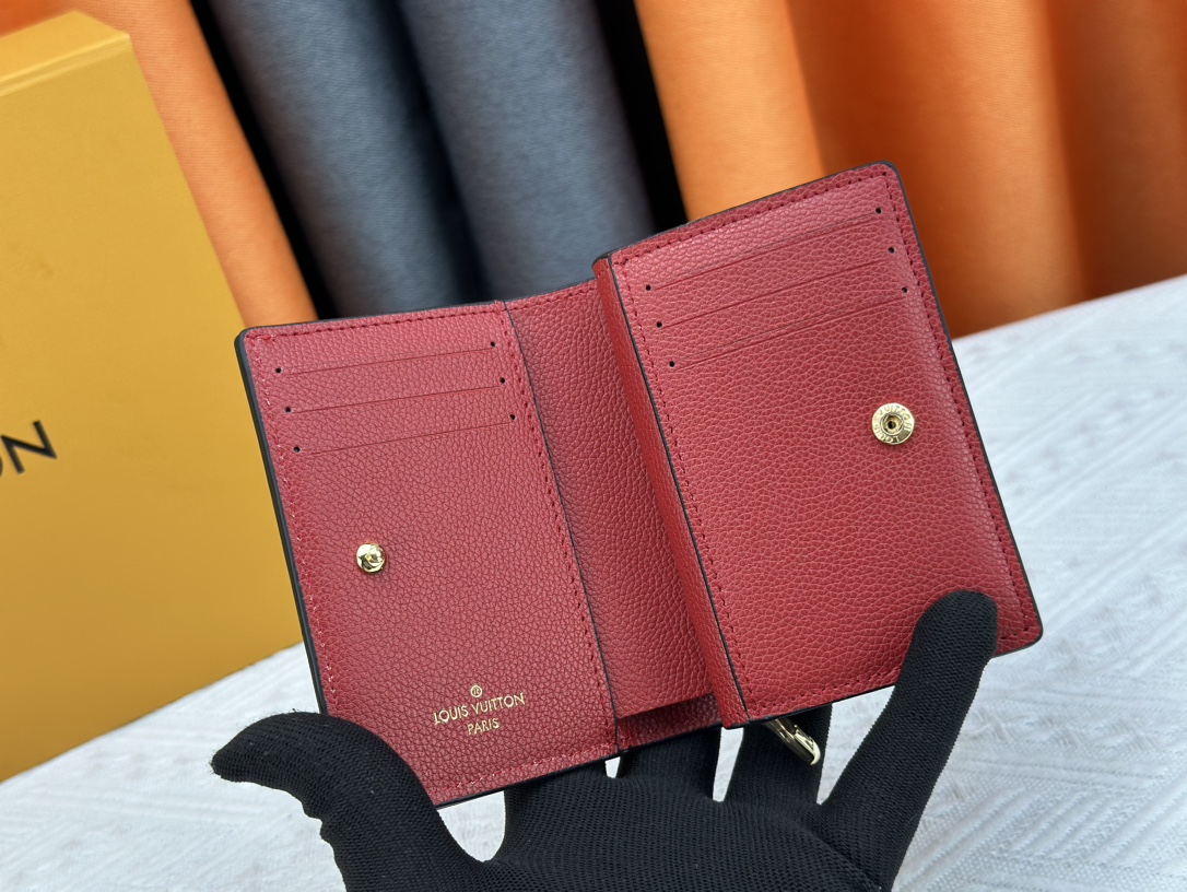 ルイ・ヴィトン Cléa財布 モノグラム・アンプルント製 おしゃれで機能的