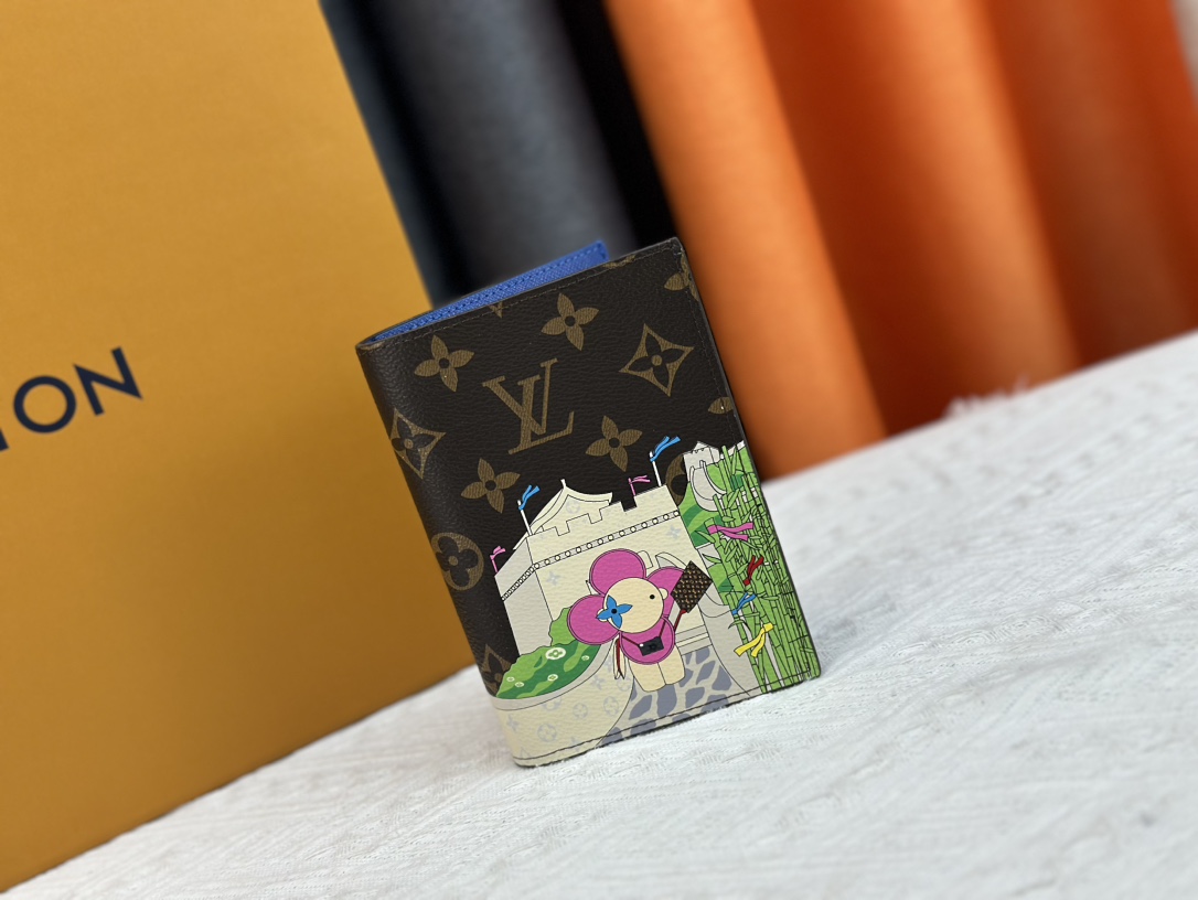 P180 熊猫ブルー パスポートケース - 高級感あふれる旅行アクセサリー