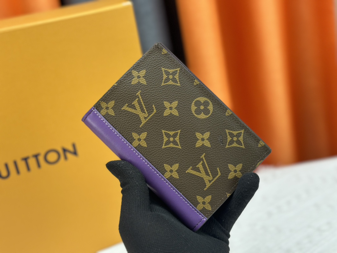 P180 財布 M82867 紫色 薄型パスポートケース