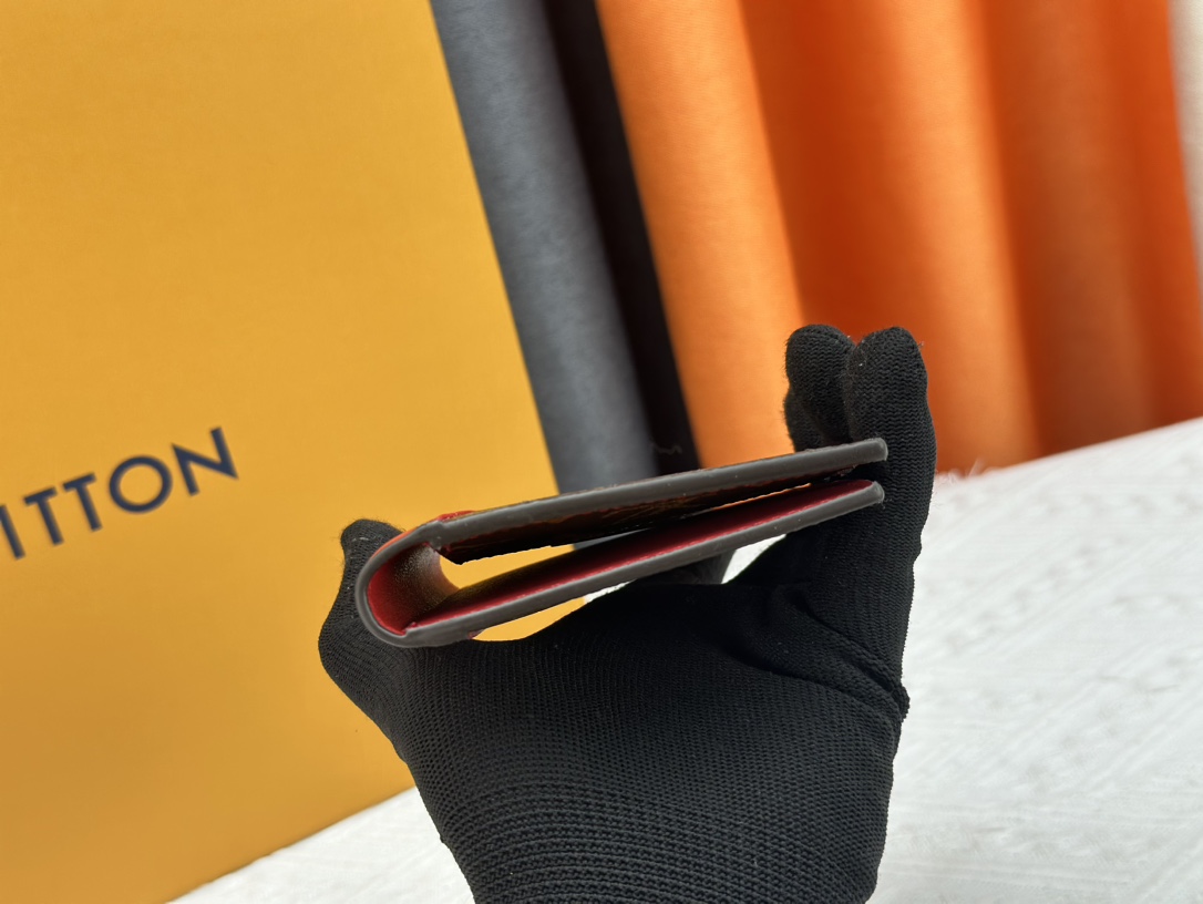 P180 財布 M82867 赤色 护照夹 多機能旅行アイテム