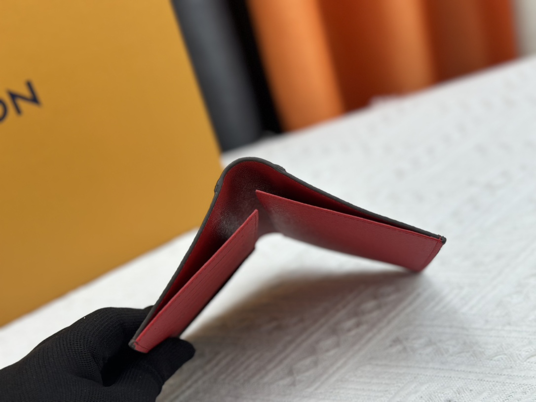 P180 財布 M82867 赤色 护照夹 多機能旅行アイテム