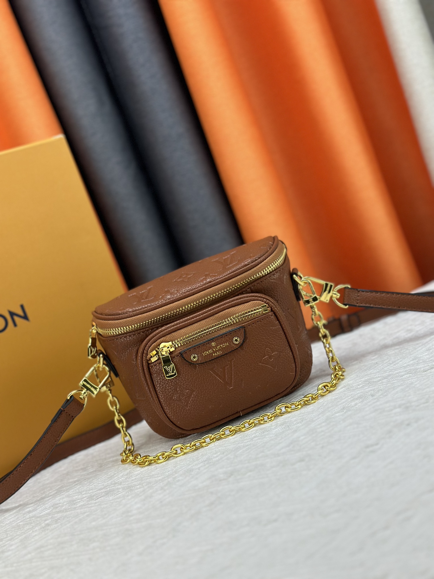 Louis Vuitton LV Bumbag Taschen Handtaschen Empreinte​ Sommerkollektion Ketten M82208