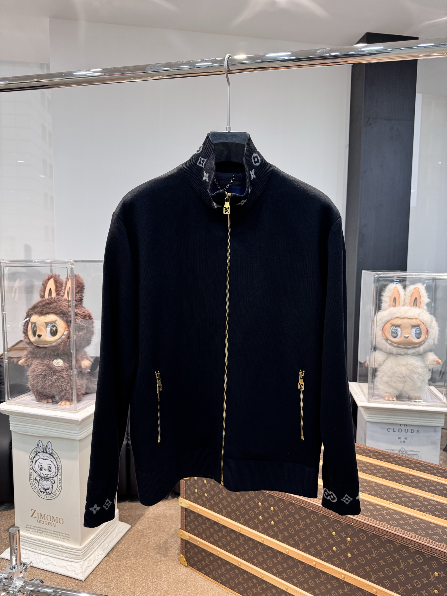 羽绒服 路易威登*🌈顶级原版 LV 冬季新款羽绒服，国标鹅绒，充绒量蓬松饱满，上身轻盈不负重，市面独家使