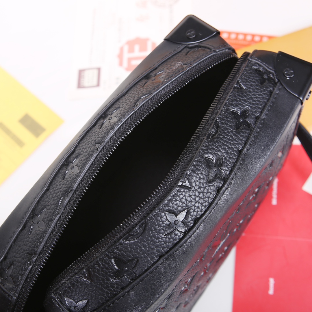 Givenchy 对版细节 M55700压花 44478老花