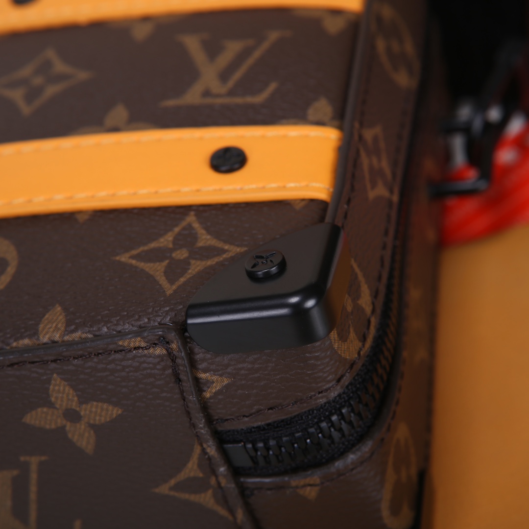 Lacoste 对版细节 M46689 黄皮 本款Handle