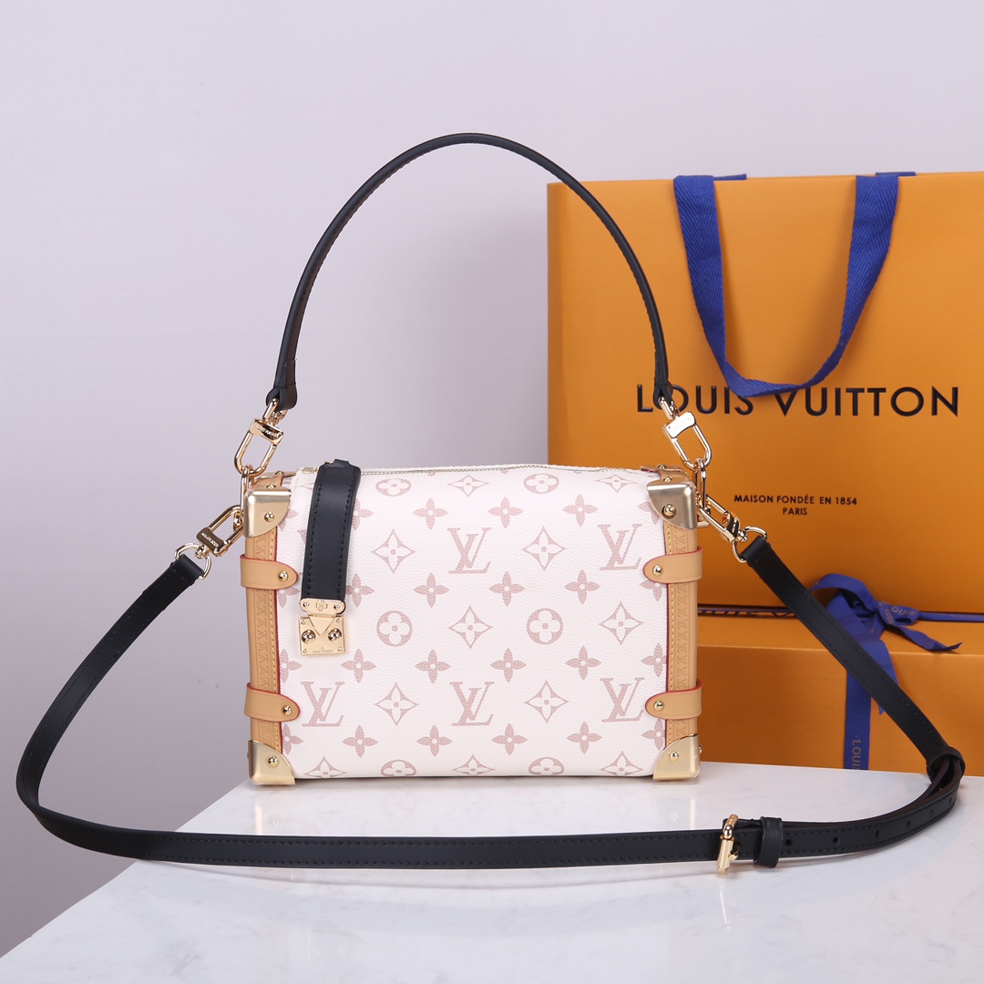Givenchy 对版细节 M46907白花 N40712白格M46358