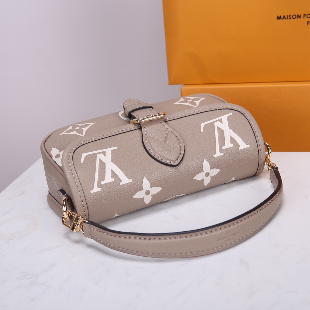 Louis Vuitton 变码芯片法棍M83300杏色 M83566