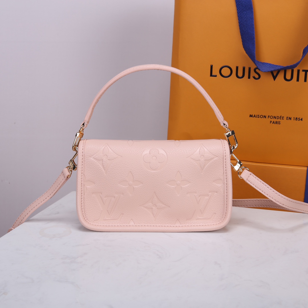 Louis Vuitton 变码芯片法棍M83300杏色 M83566