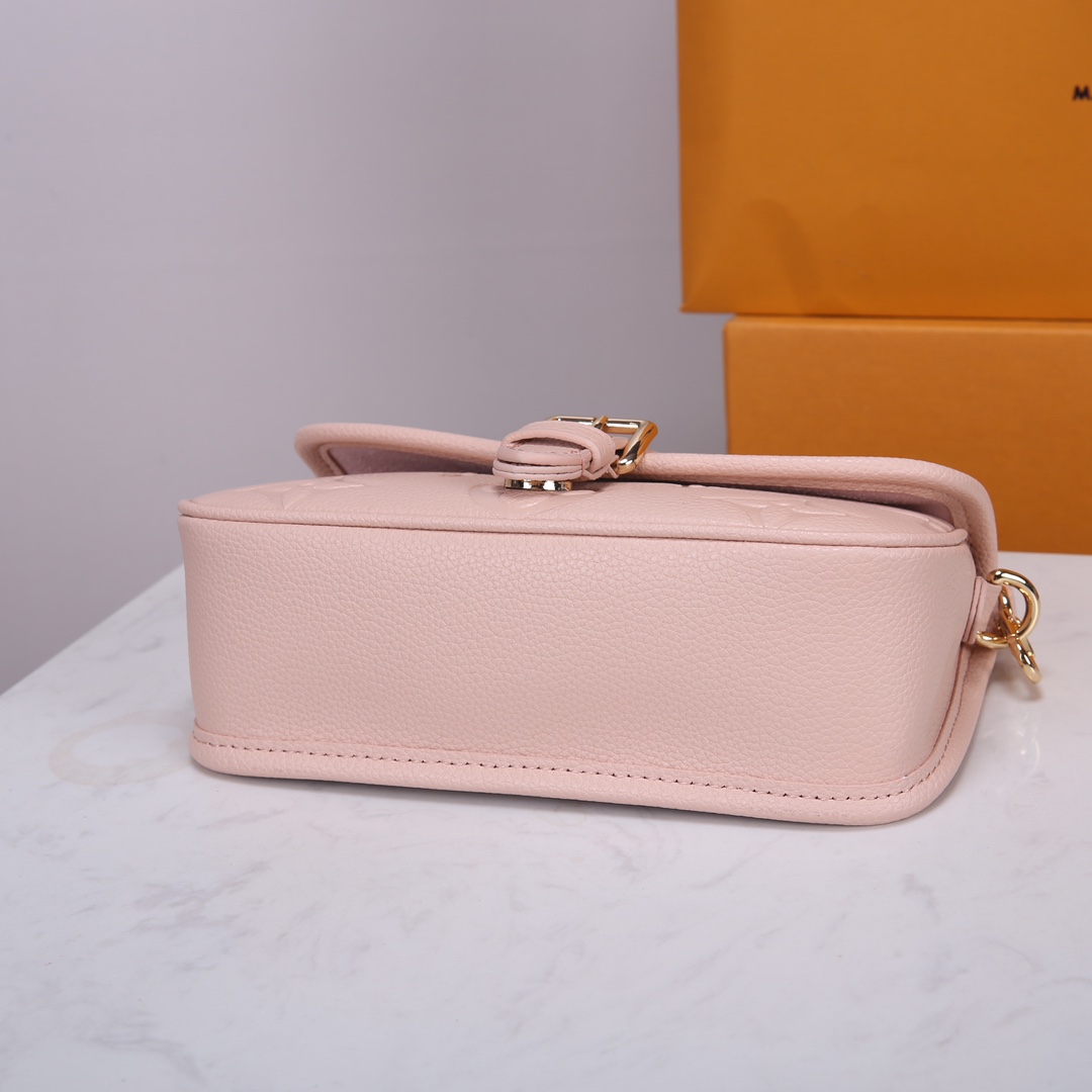 Louis Vuitton 变码芯片法棍M83300杏色 M83566