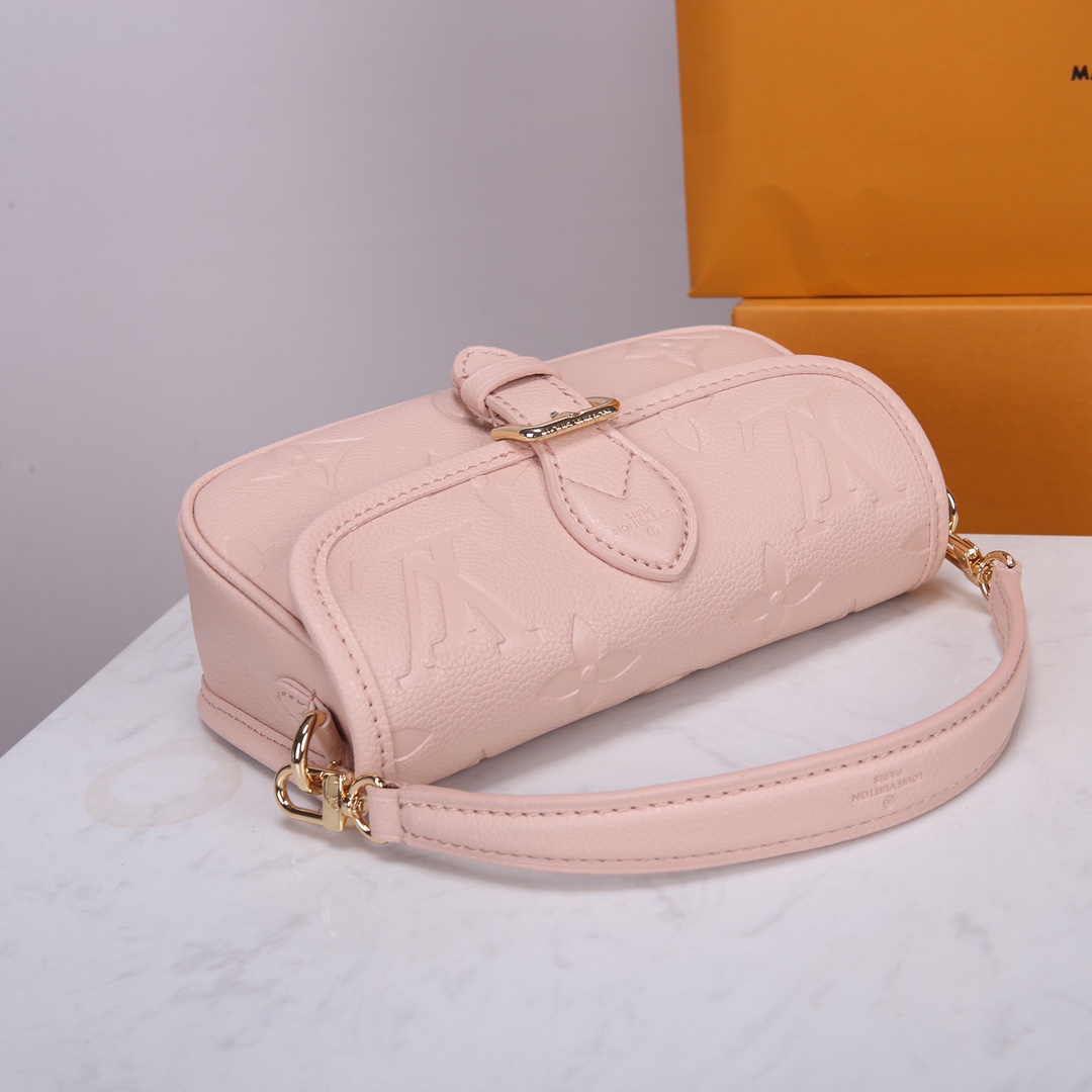 Louis Vuitton 变码芯片法棍M83300杏色 M83566