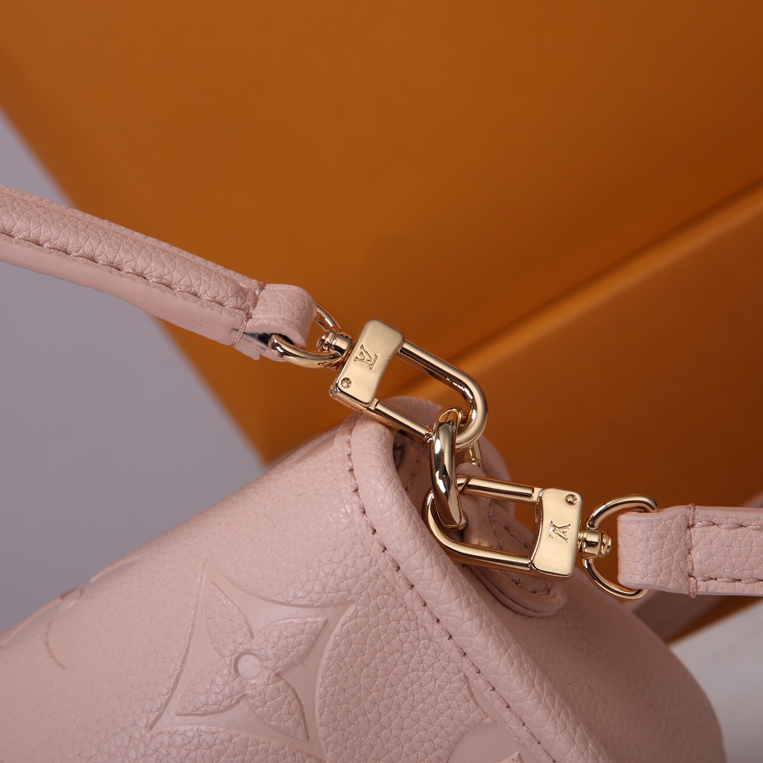 Louis Vuitton 变码芯片法棍M83300杏色 M83566