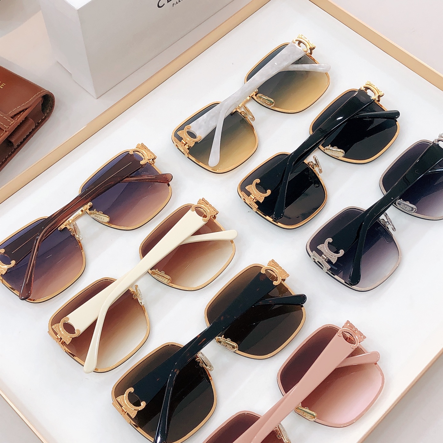 Celine 𝑪𝒆𝒍𝒊𝒏𝒆 𝟮𝟲𝑠𝑠