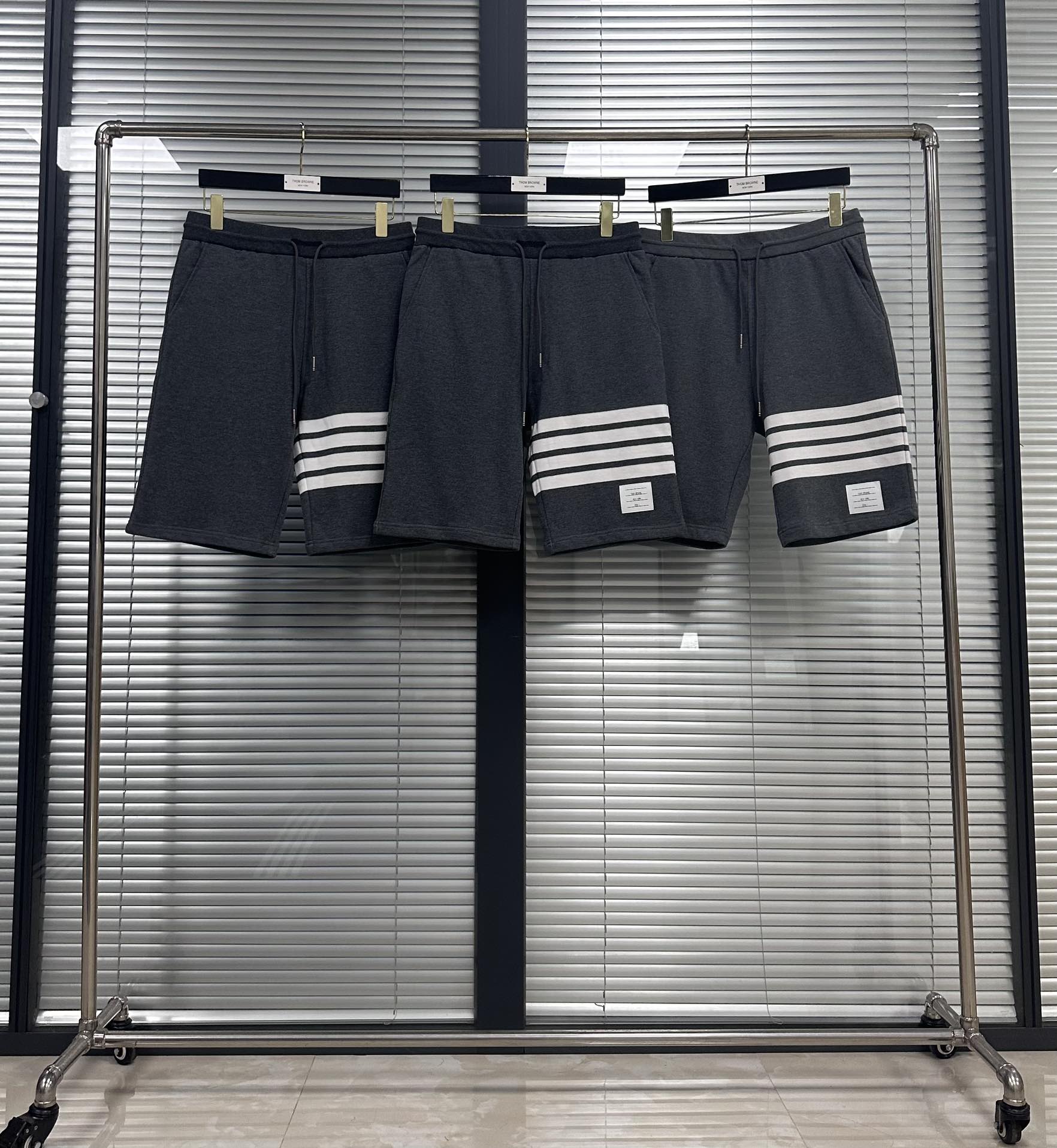 톰브라운 남성 반바지 126333 Thom Browne Shorts