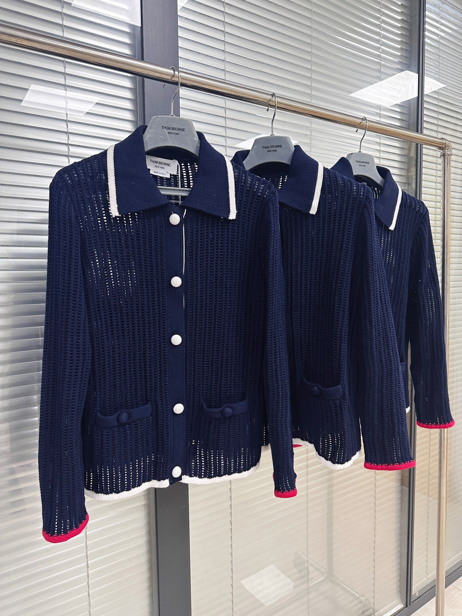 톰브라운 여성 가디건 143050 Thom Browne Cardigan 상세 이미지 4