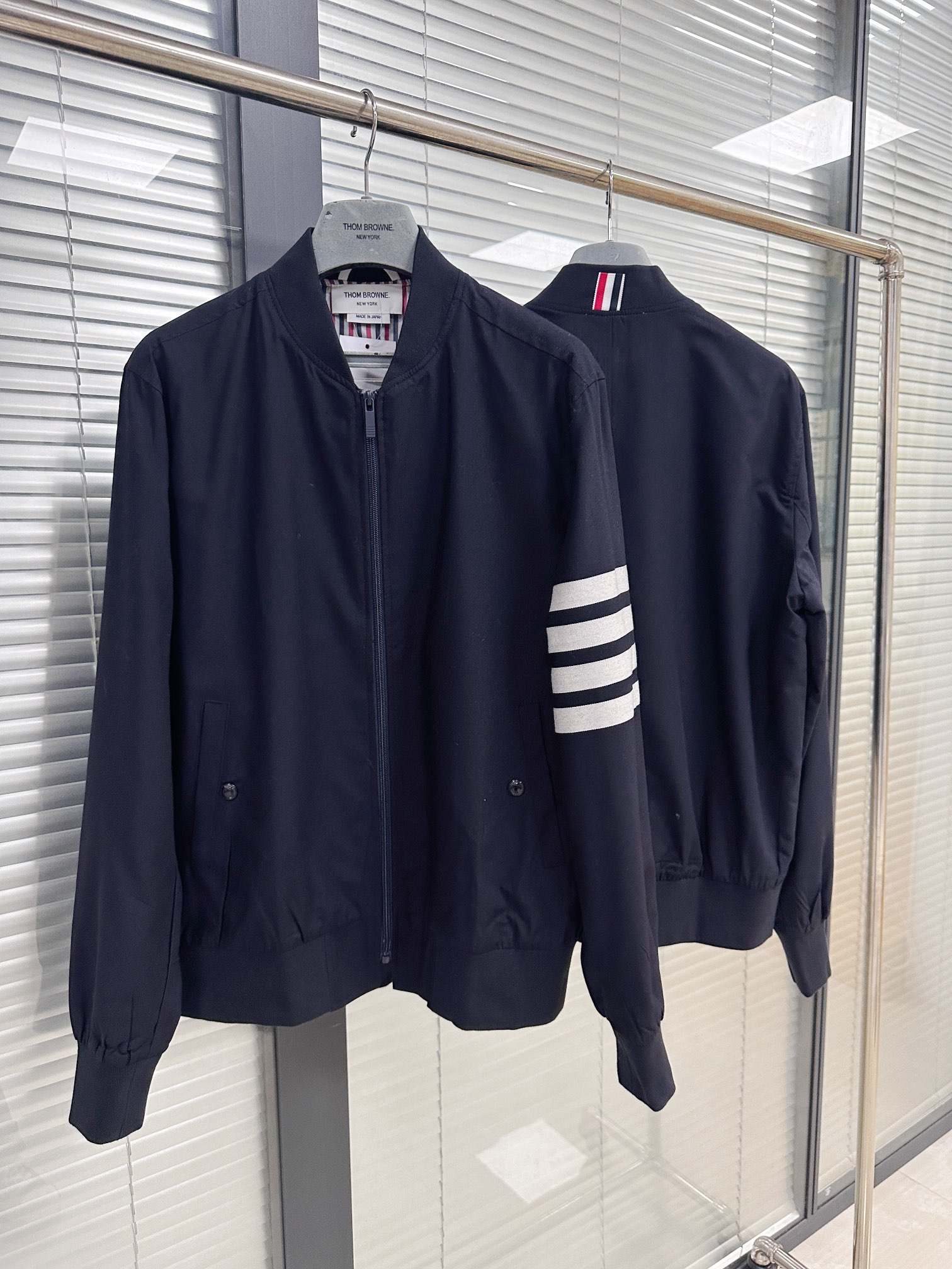 톰브라운 남성 자켓 142887 Thom Browne Jacket 상세 이미지 4