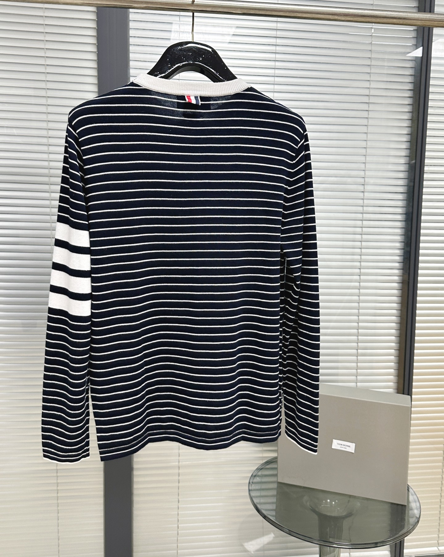 톰브라운 남성 니트 142964 Thom Browne Knit 상세 이미지 3