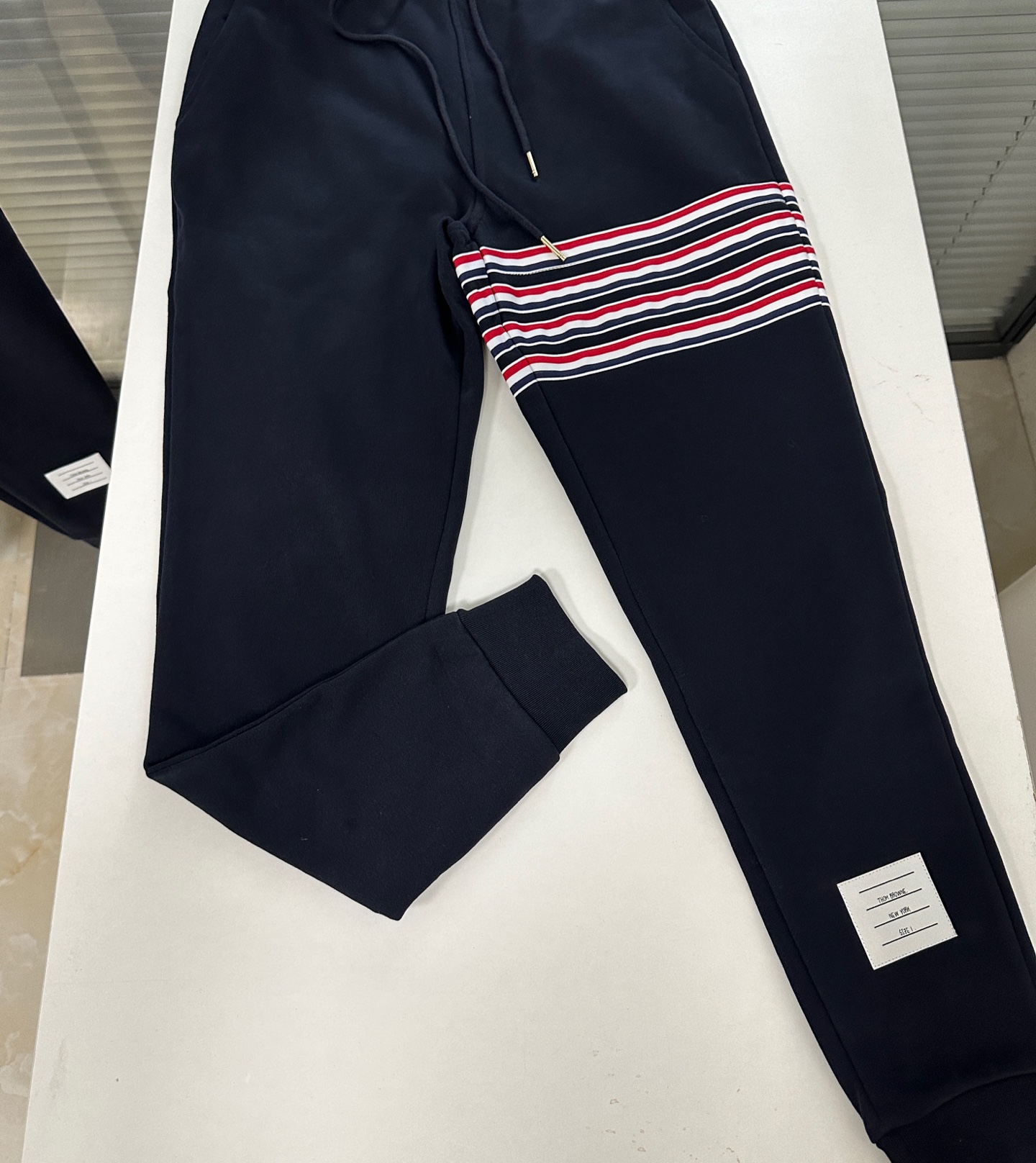 톰브라운 남성 바지 142879 Thom Browne Pants 상세 이미지 7