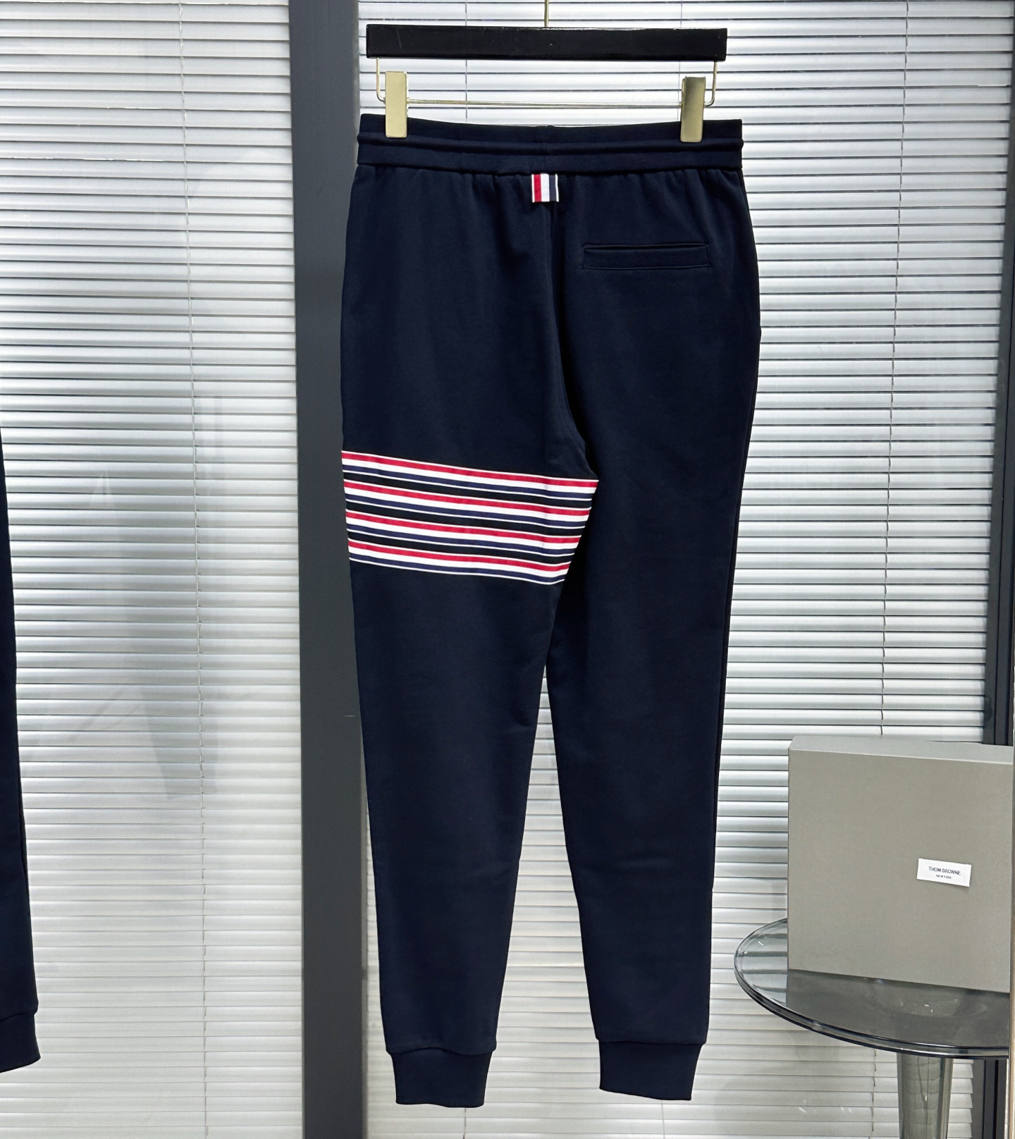 톰브라운 남성 바지 142879 Thom Browne Pants 상세 이미지 3