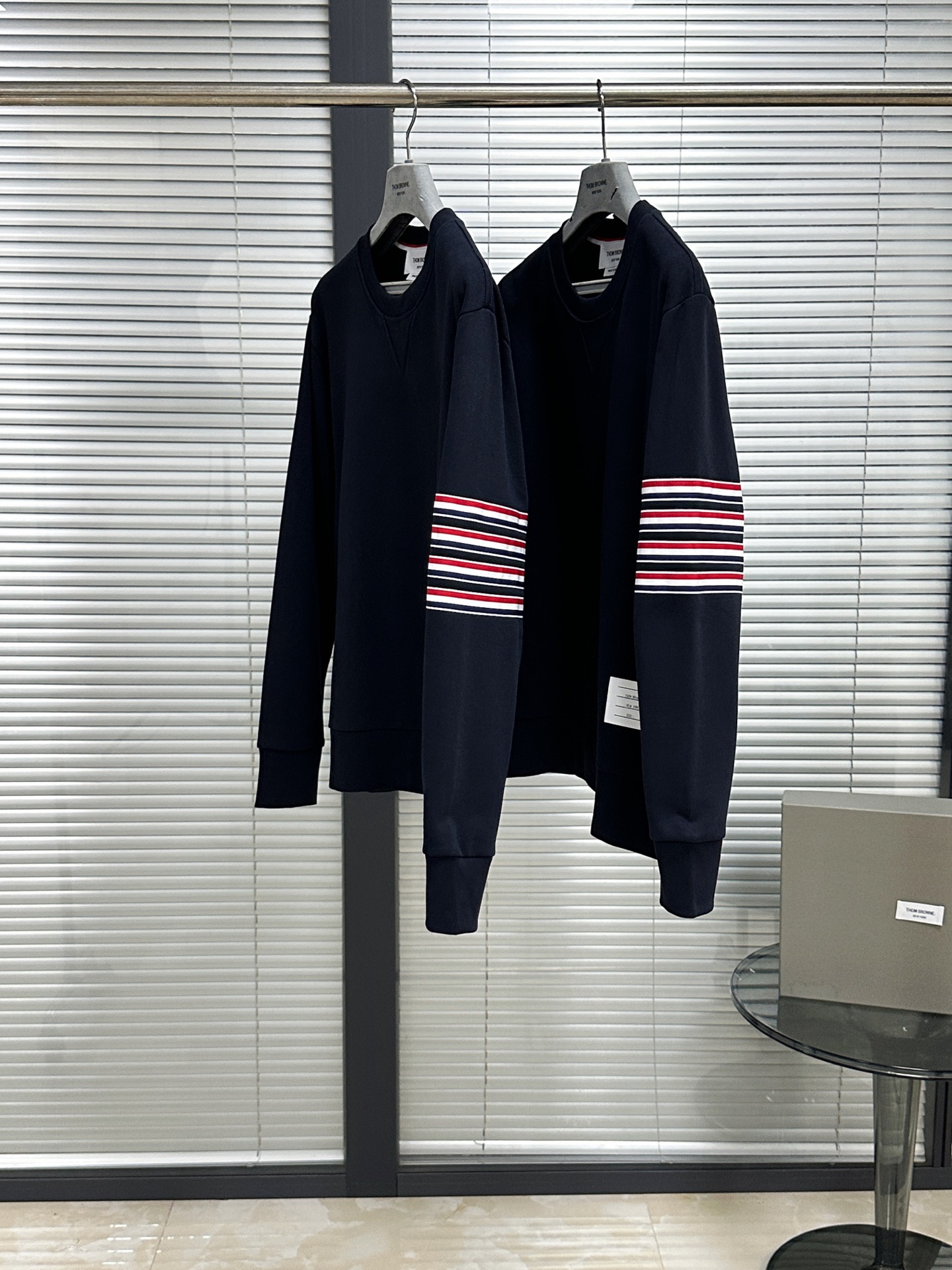 톰브라운 남성 긴팔 142878 Thom Browne Long Sleeve 상세 이미지 4