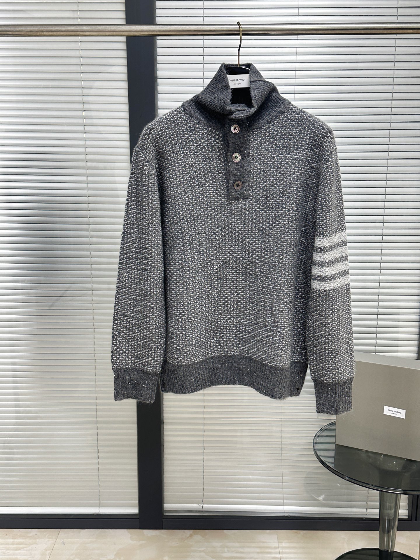 톰브라운 남성 니트 143011 Thom Browne Knit 상세 이미지 2