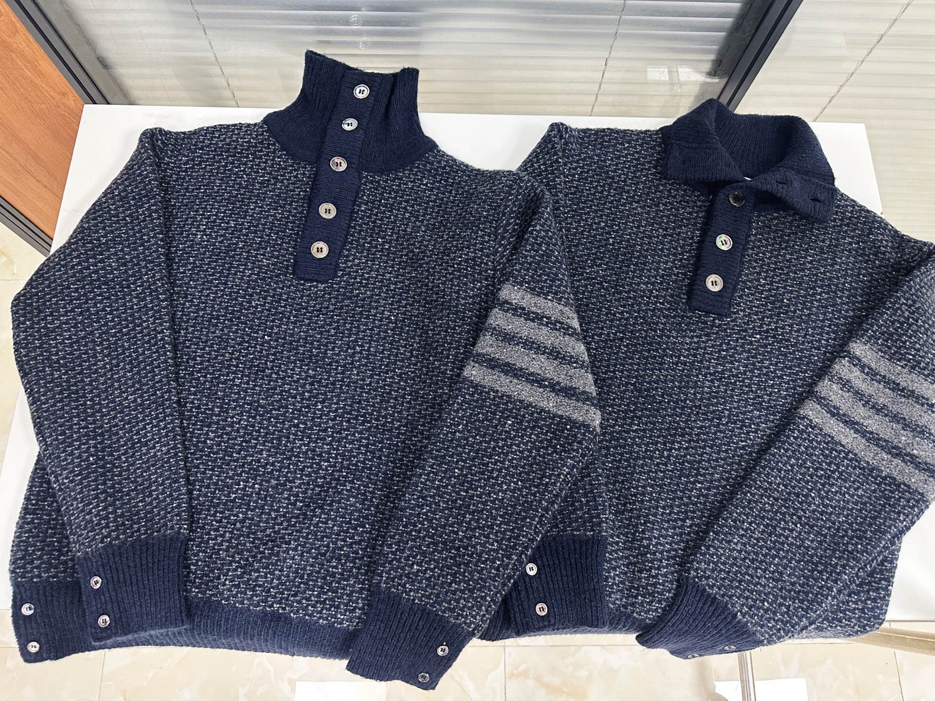 톰브라운 남성 니트 143010 Thom Browne Knit 상세 이미지 7