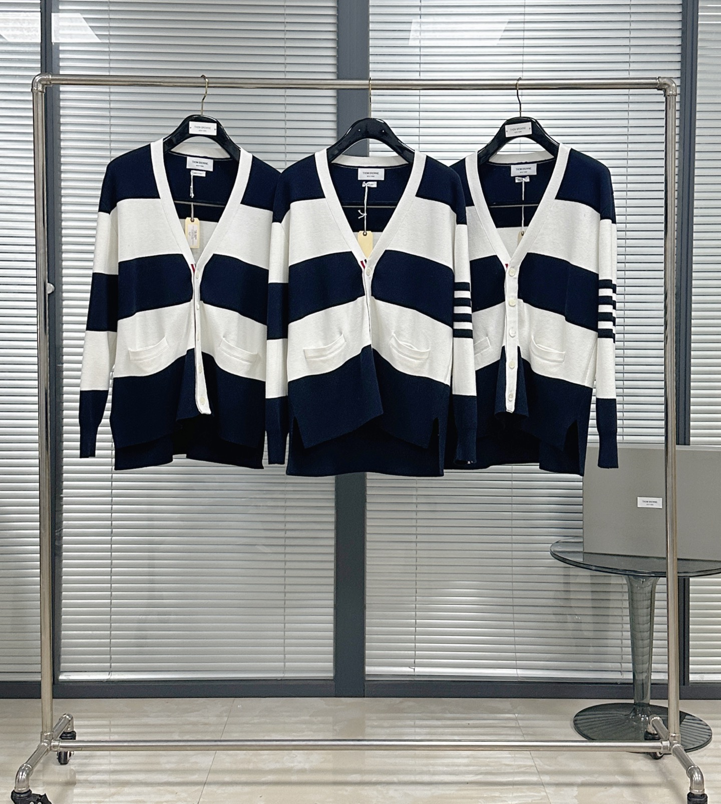 톰브라운 남성 가디건 143005 Thom Browne Cardigan
