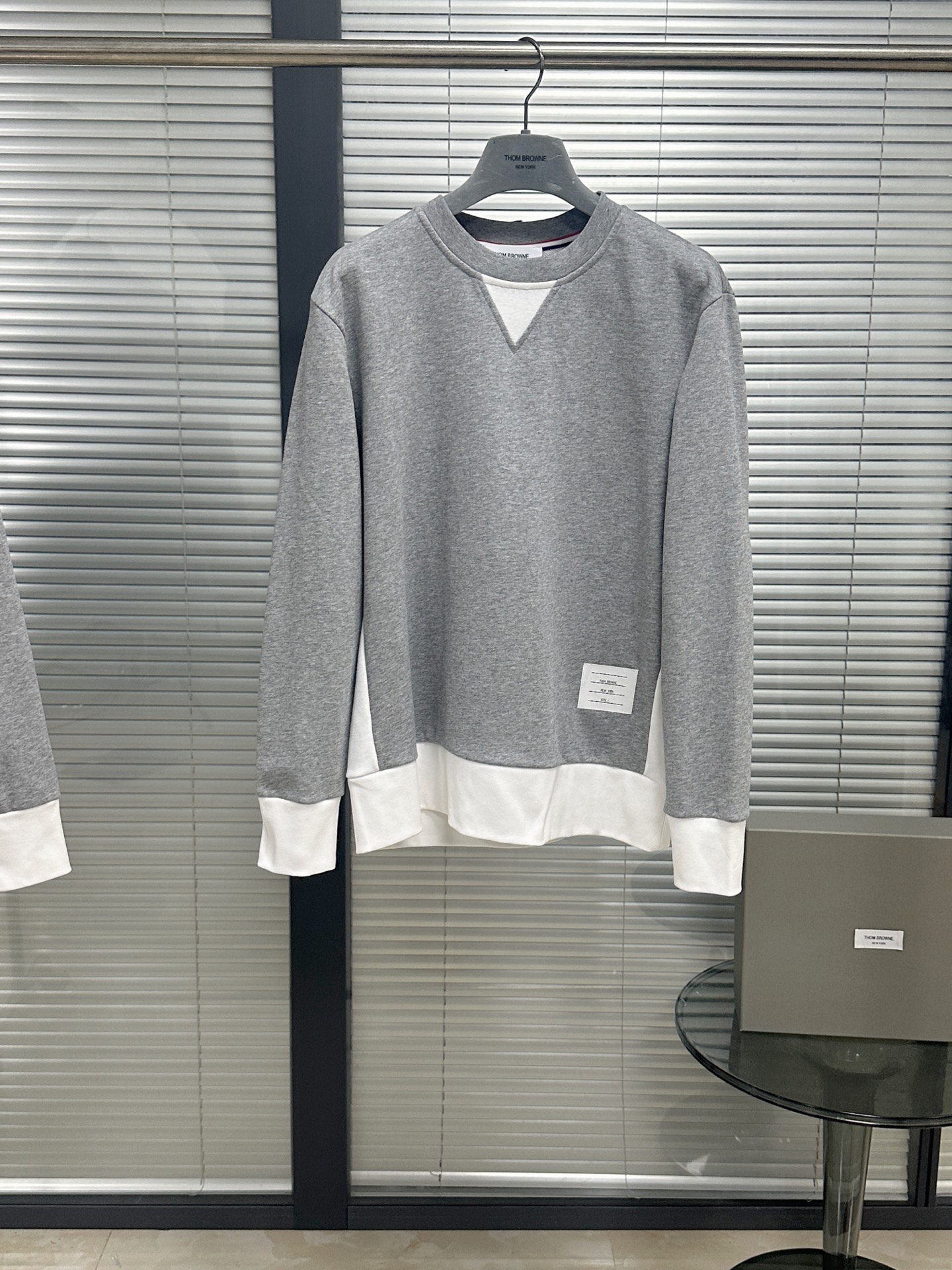 톰브라운 남성 긴팔 142954 Thom Browne Long Sleeve 상세 이미지 2